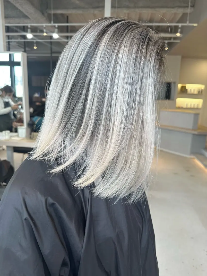 ミディアム カラー ヘアカラー トリートメント 井上 一平のヘアスタイル