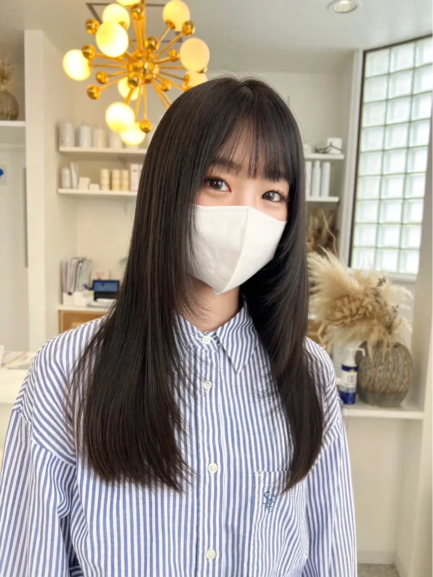 ロング 顔まわりレイヤー 顔周りカット レイヤーカット YUIMARL/ HIROTOのヘアスタイル