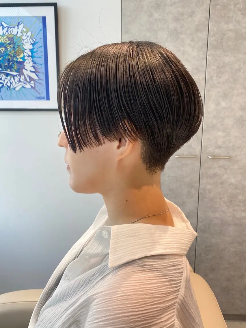 ショート ハンサムショート 似合わせカット ショートヘア スギヤマチヒロ /抜け感/パーマのヘアスタイル