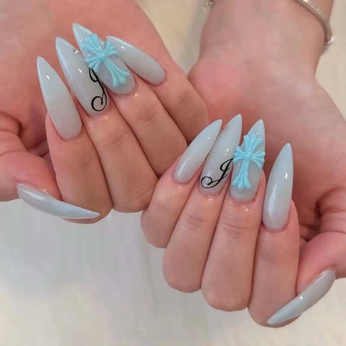 ネイル ハンドネイル Luna Gladeのネイルデザイン