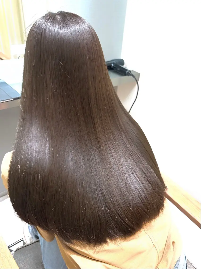 🔵赤みを抑えたい方必見⚠️ヘアカラー🔵オリジナルレシピで作るヘアカラー⭐︎ワンカラー•クイックトリートメント付きの写真