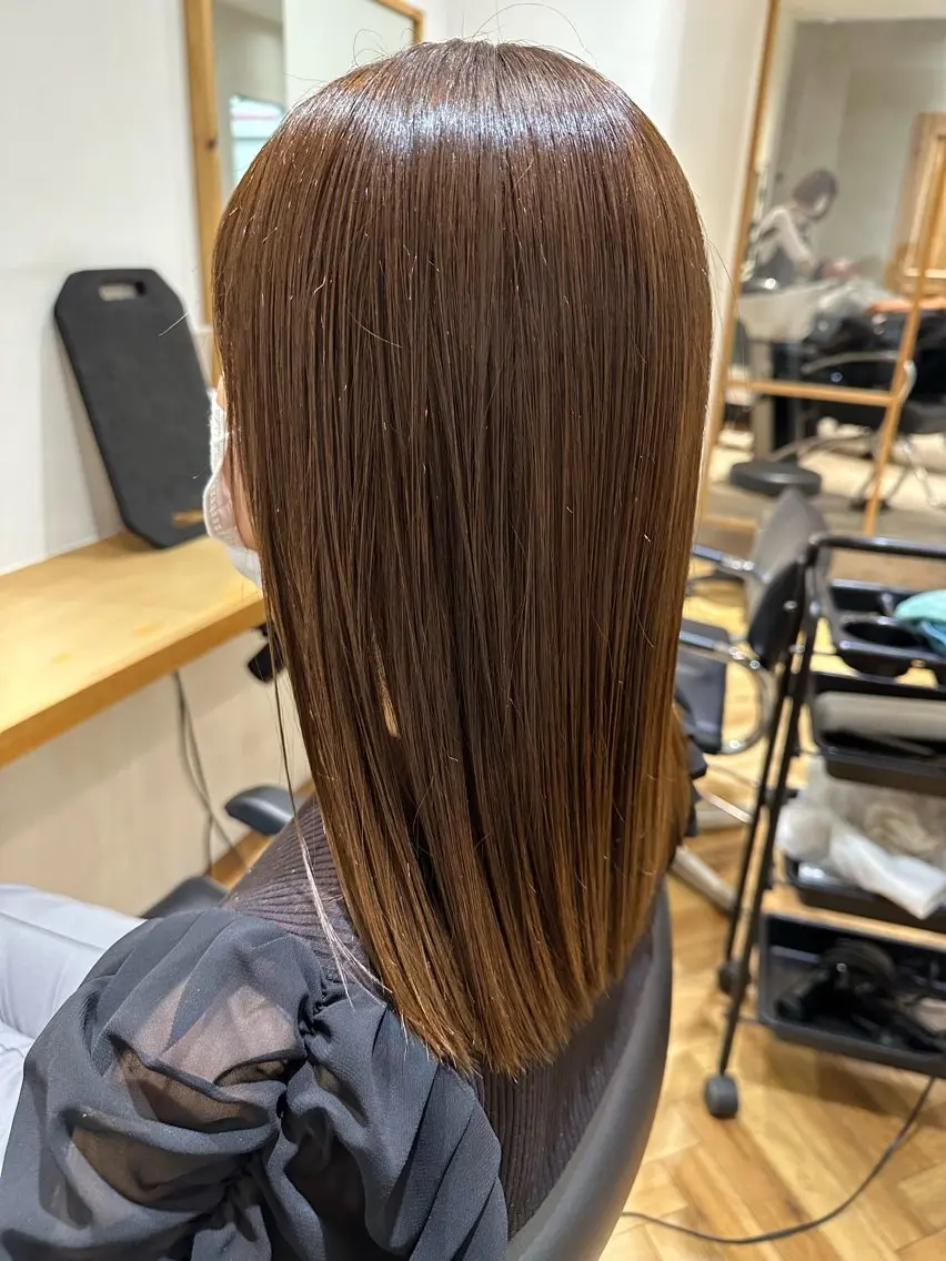 ロング カラー オリーブカラー 織田 ゆみのヘアスタイル