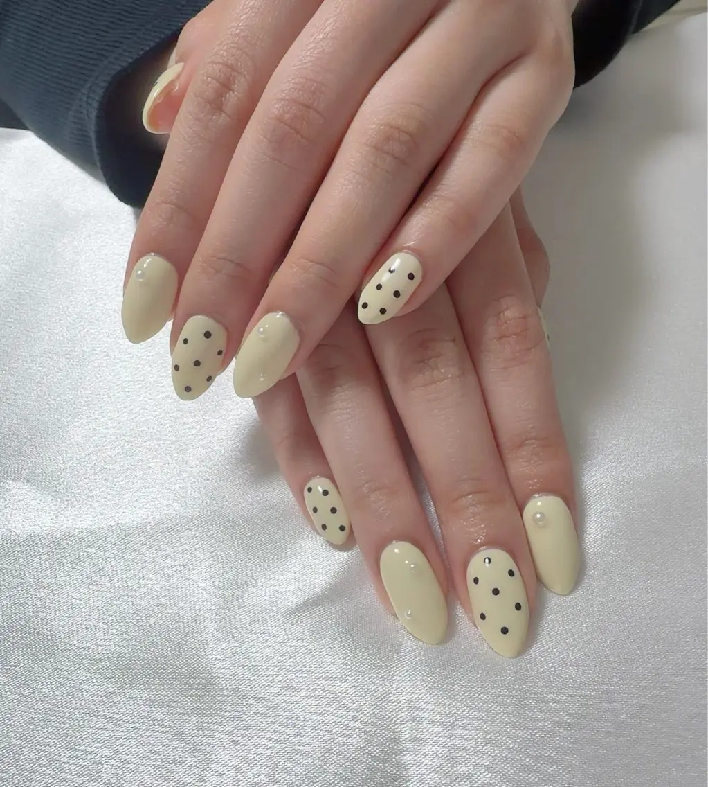 ネイル ドット nail lumièreのネイルデザイン