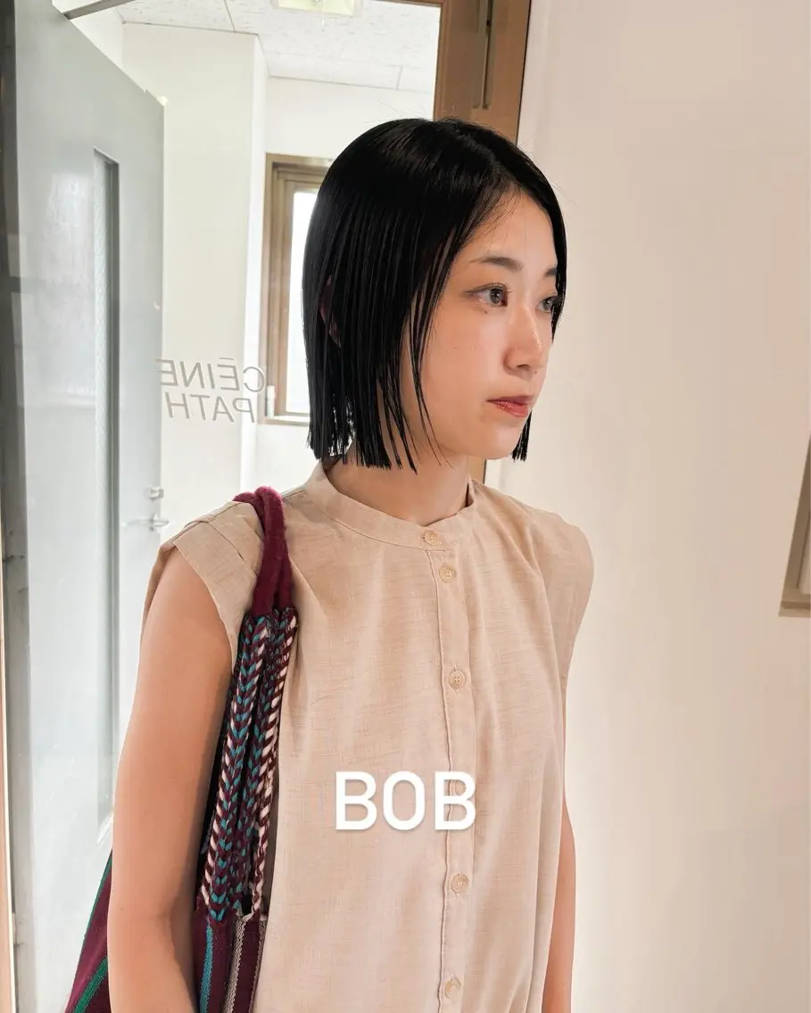ショート カラー 黒髪 ブルーカラー ブルーブラック ボブ カット ヘアカラー トリートメント Takuma Suzuki中目黒のヘアスタイル