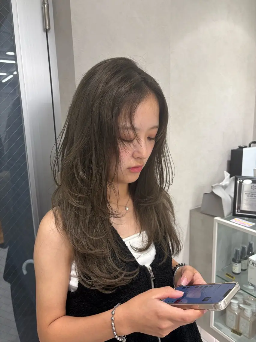 ロング ハッシュカット ハイレイヤー 韓国風ヘア レイヤーカット カット Yuta✂︎ 韓国レイヤー🪽のヘアスタイル