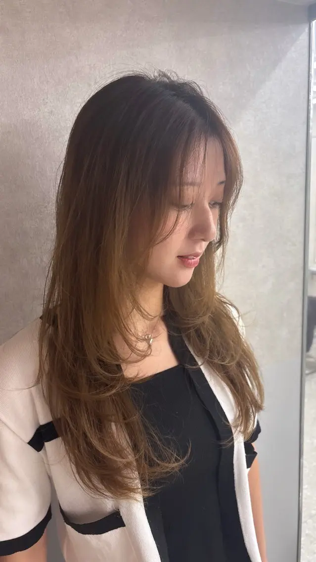 ロング ハッシュカット ハイレイヤー 韓国風ヘア レイヤーカット カット Yuta✂︎ 韓国レイヤー🪽のヘアスタイル