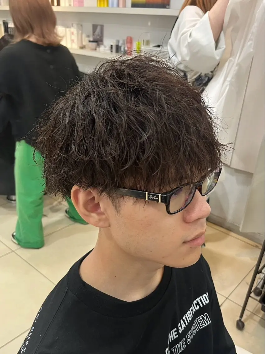 ショート パーマ メンズ パーマ 垢抜けメンズ特化✨ マキシ✨のヘアスタイル