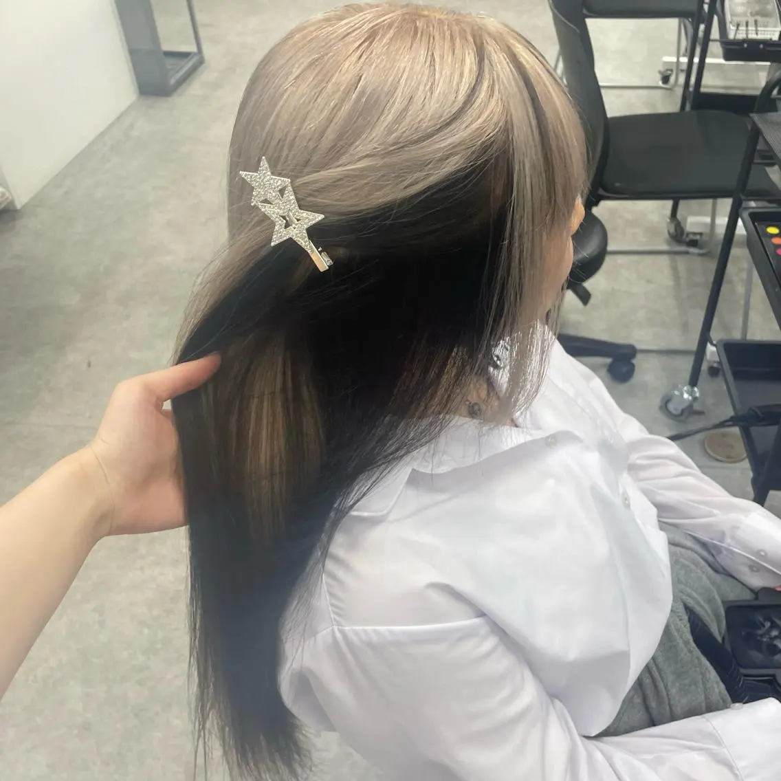 セミロング カラー 表参道♡暗髪♡ 艶カラー♡アユミのヘアスタイル