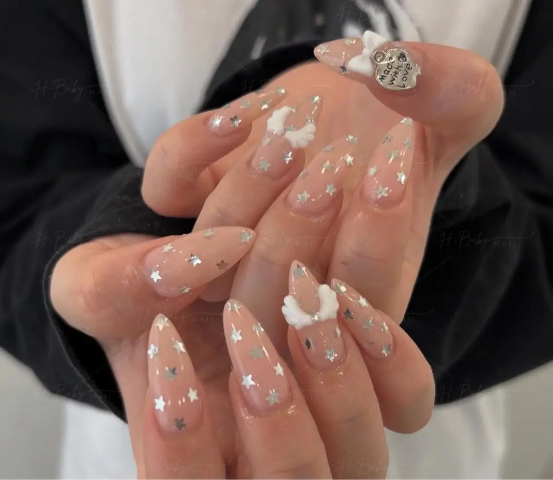ネイル フレンチネイル ジェルネイル ハロウィン キラキラネイル 韓国ネイル H.baby Nail Salonのネイルデザイン
