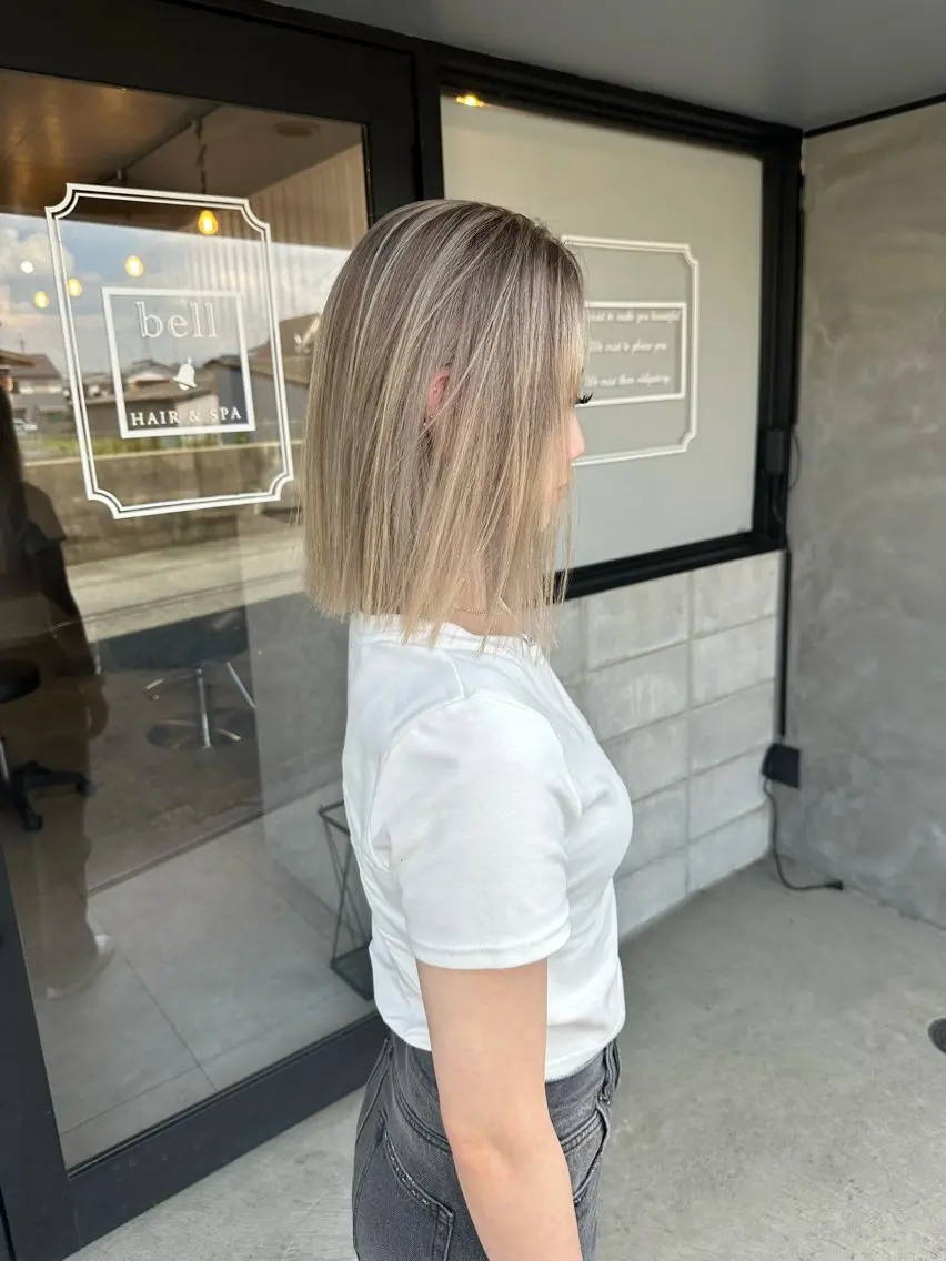 カラー 森本 笑のヘアスタイル