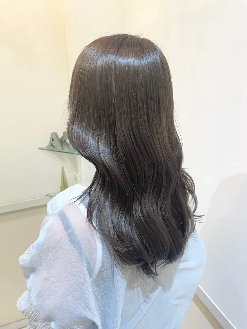 ロング カラー カット ヘアカラー トリートメント 髪質改善カラー🤍 エクステ✨君島由実子のヘアスタイル