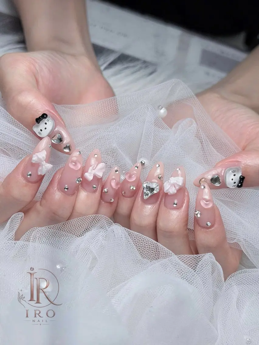ネイル ハンドネイル IRO Nail Studioのネイルデザイン