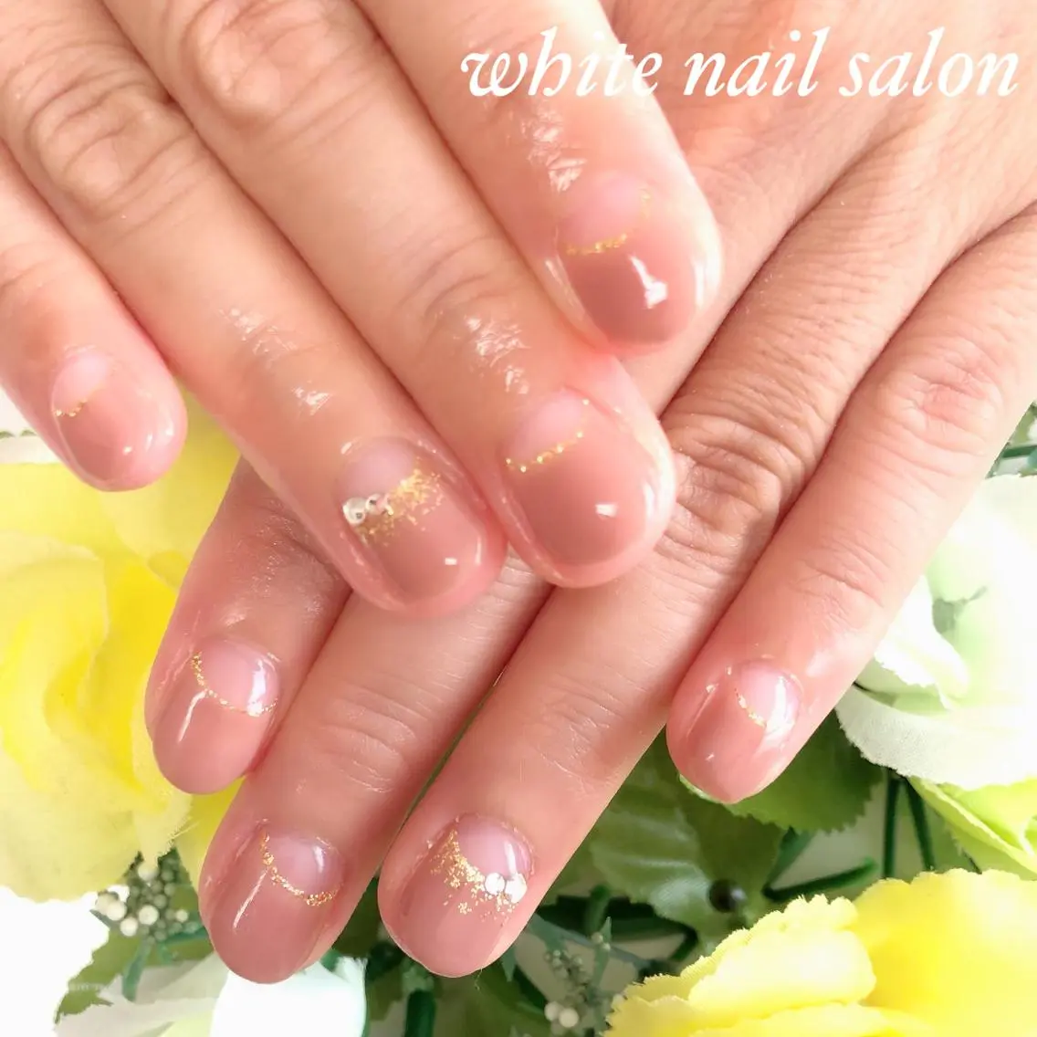 ネイル フットネイル ジェルネイル ハードジェル オフィスネイル スカルプネイル ハンドネイル white nail salonのネイルデザイン