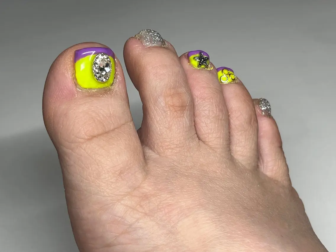 ネイル NAIL E + ROOMのネイルデザイン