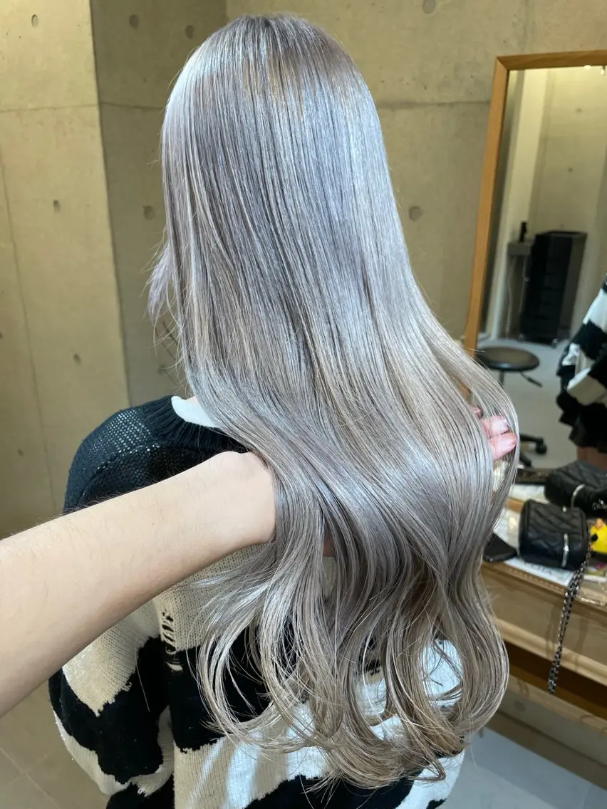 【当日予約限定クーポン😍】整えカット+ブリーチ+カラー+トリートメント❣️の写真