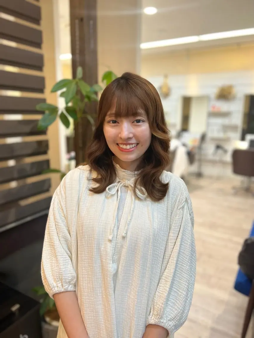 平日15時​〜​限定カット✂️の写真