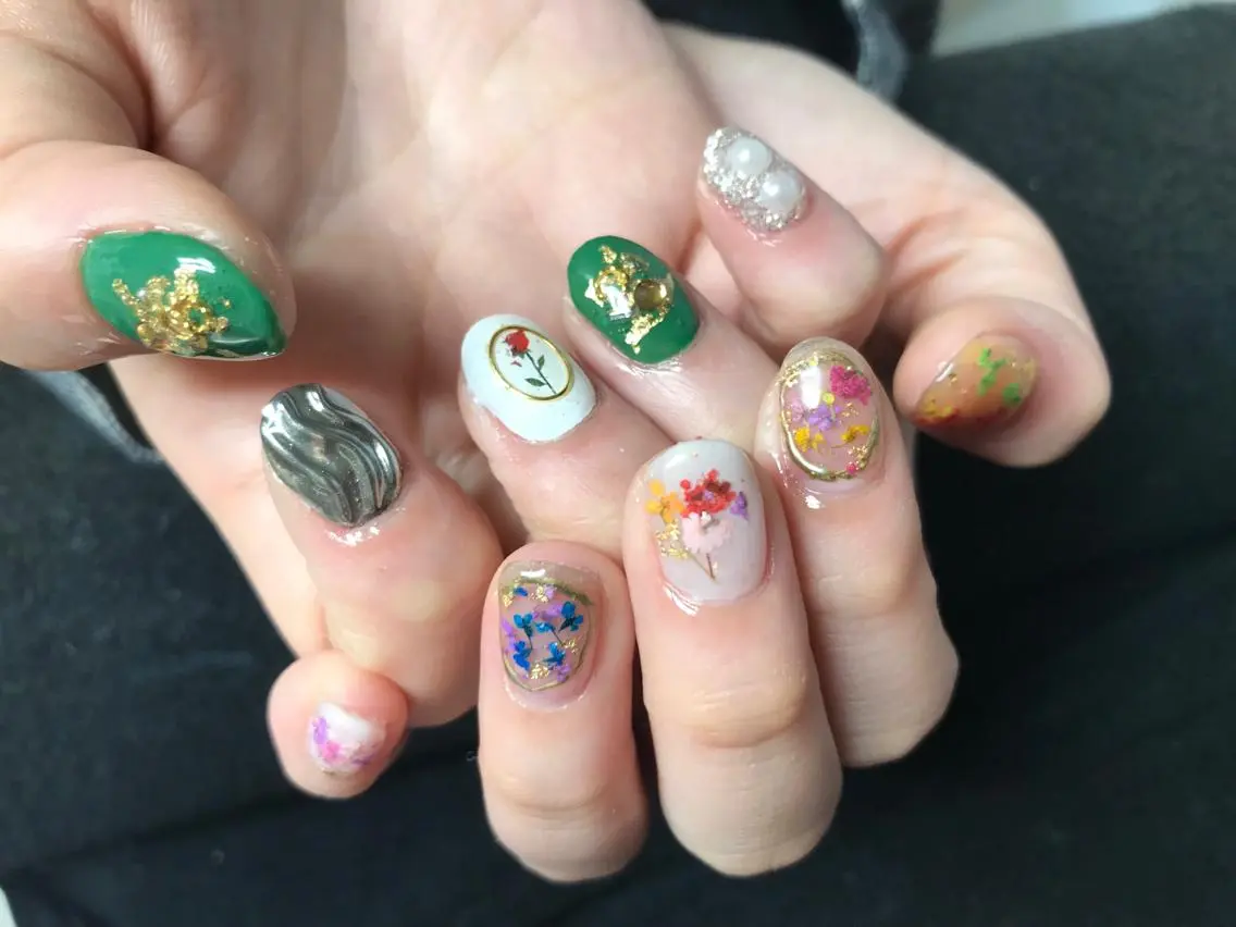 ネイル ハンドネイル Mana‪ ‪·͜· ❤︎‬のネイルデザイン