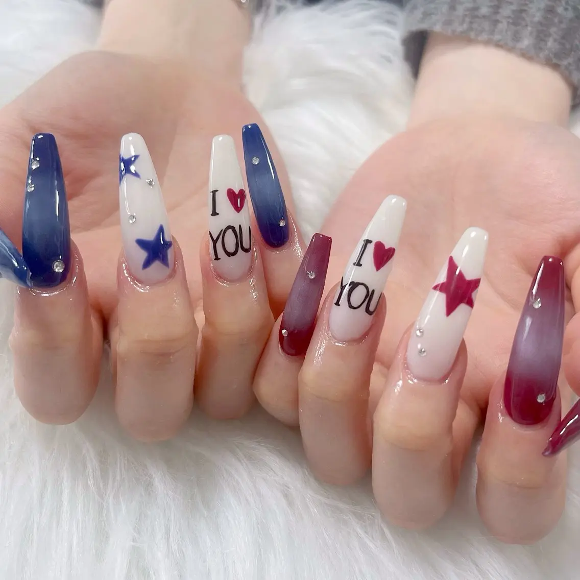 ネイル オーロラネイル 長さ出し フラッシュネイル フレンチネイル ジェルネイル ハンドネイル ハンドケア CiCi Nail Salonのネイルデザイン
