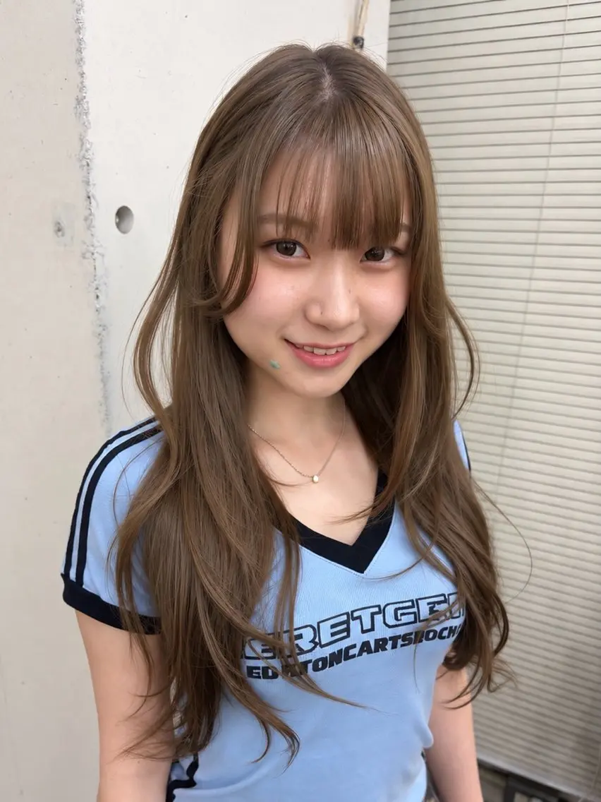 ロング カラー レイヤーカット レイヤーカット🪽 MARINA🦩のヘアスタイル