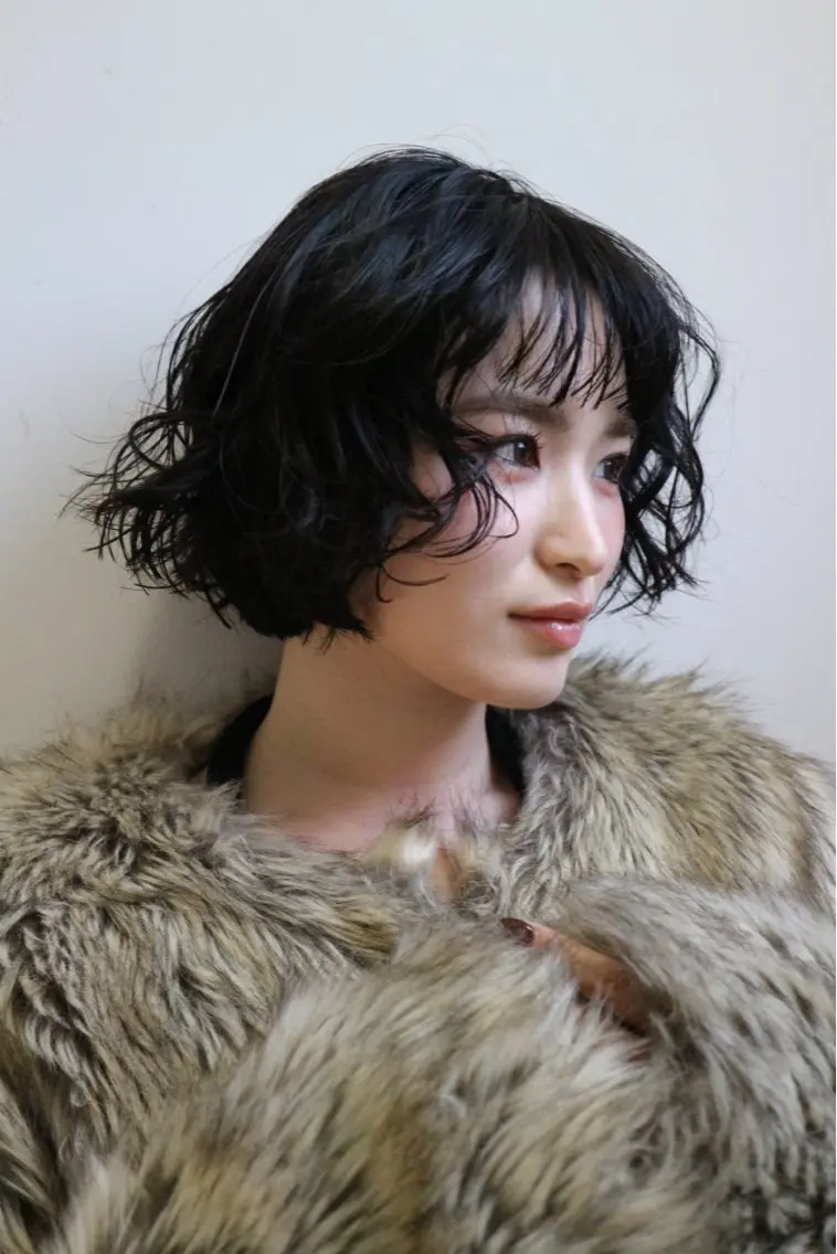 ショート カラー AKO .のヘアスタイル