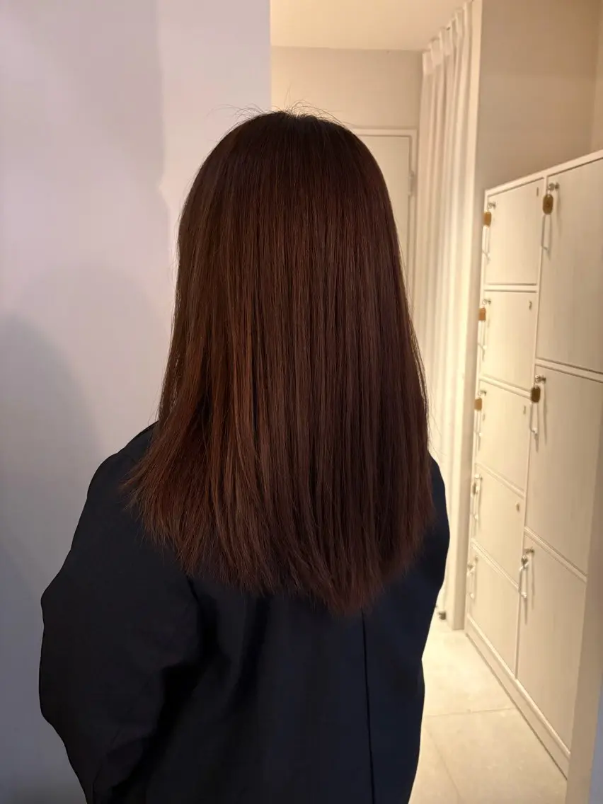 ロング カラー 山内 めいのヘアスタイル