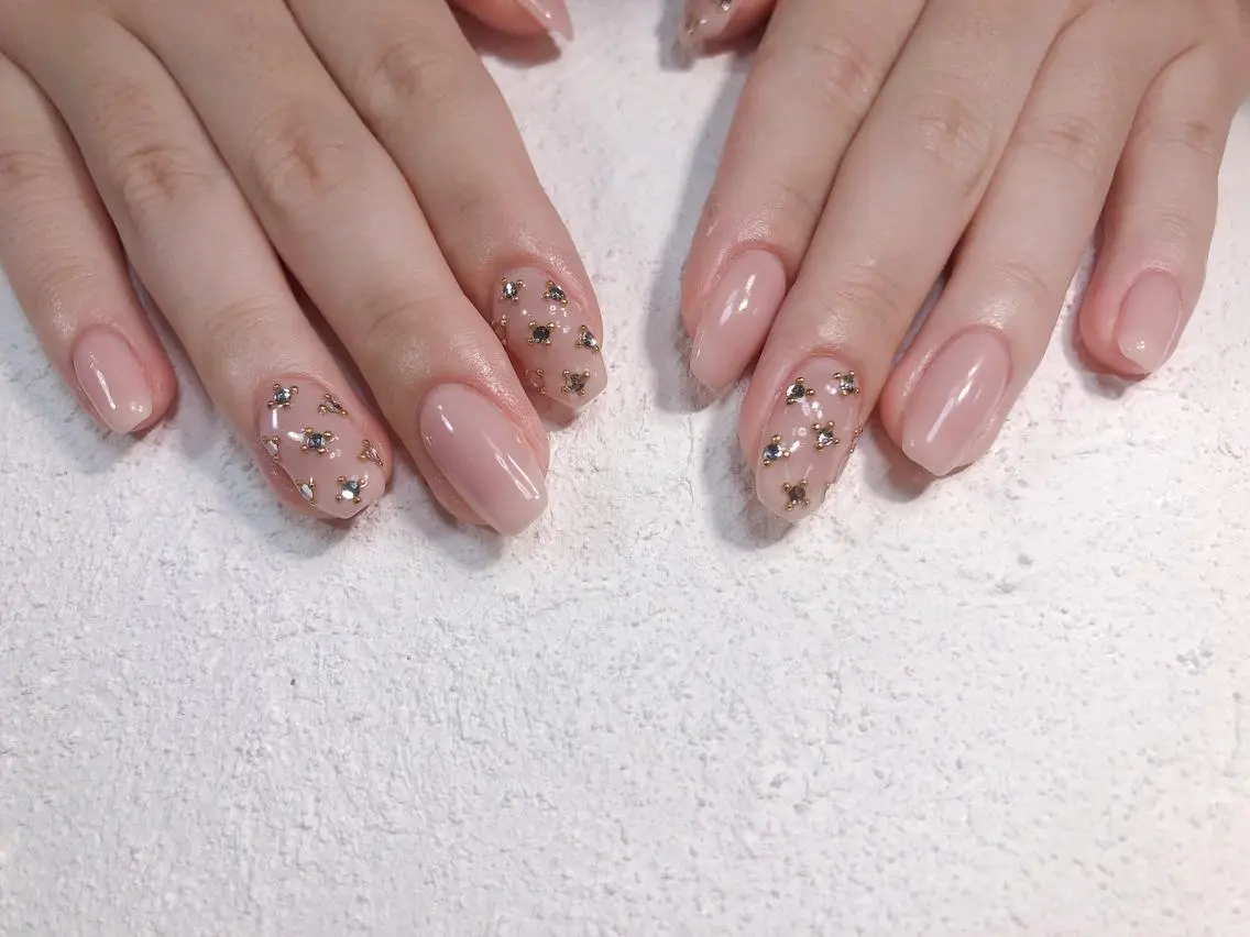 ネイル 持ち込み Regaro i.sのネイルデザイン