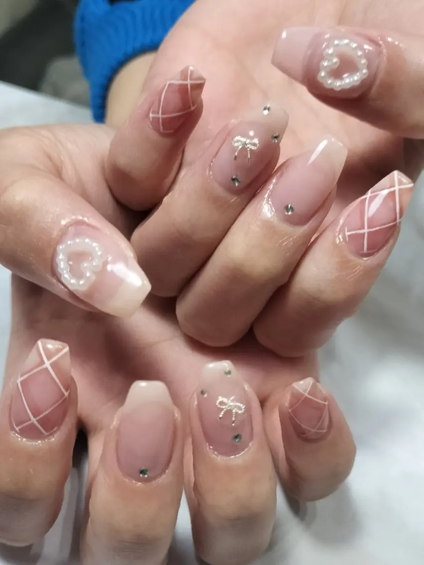 ハンド【持ち込みアート】¥8500の写真