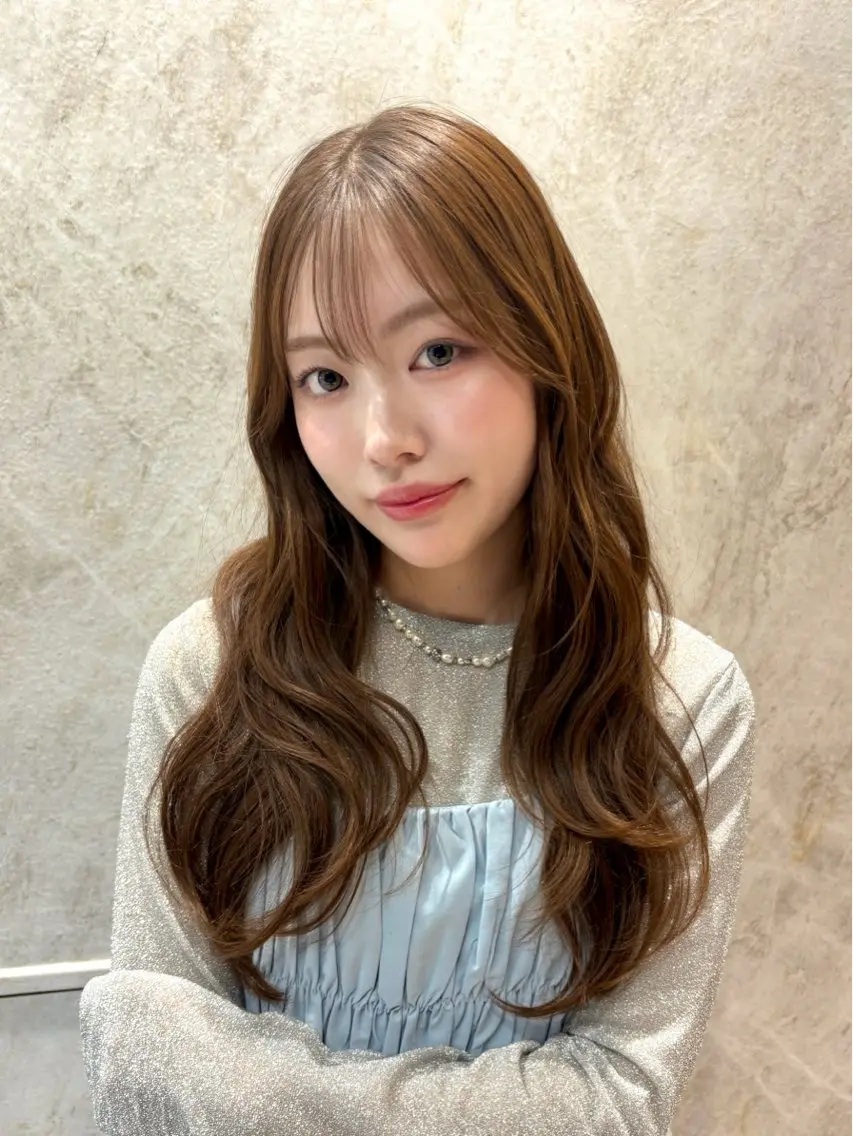 セミロング カラー ベージュカラー ブラウンカラー 透明感カラー マロンブラウン オリーブベージュ カット ヘアカラー トリートメント 柔らかい縮毛矯正 Yu🫧銀座🩶のヘアスタイル