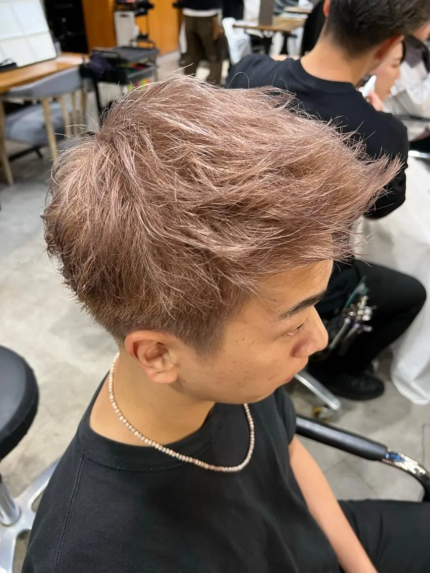 カラー メンズ メンズハイトーン ハイトーンカラー ヘアカラー 髪質改善/縮毛矯正 /DAIKIのヘアスタイル