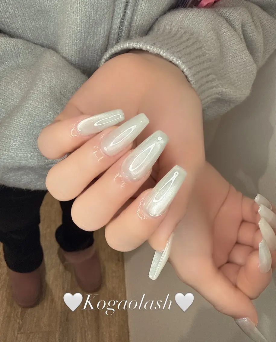 ネイル クリアネイル nailist Minaのネイルデザイン
