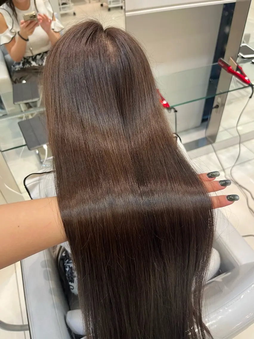 ロング カラー ブラウンカラー トリートメント Above /yoshimiのヘアスタイル