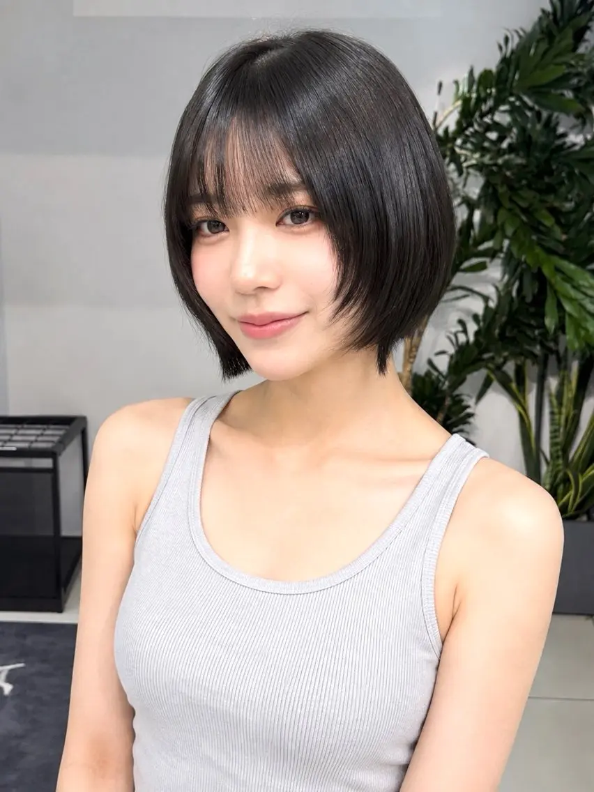 ショート ボブ/ミルクティー KOUGAのヘアスタイル