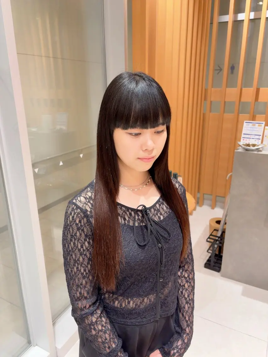 ロング 縮毛矯正 トリートメント 💎ツヤ髪ストレート カラー💎かのんのヘアスタイル