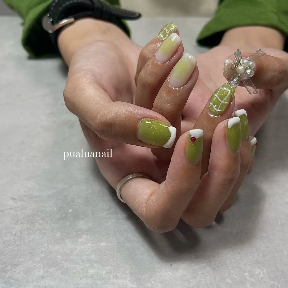 ネイル ハンドネイル pualua miharuのネイルデザイン