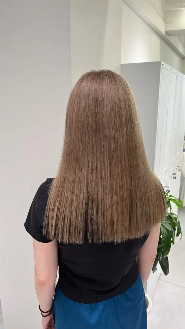 セミロング カラー ヘアカラー トリートメント 髪質改善/レイヤー 兼折楓馬のヘアスタイル