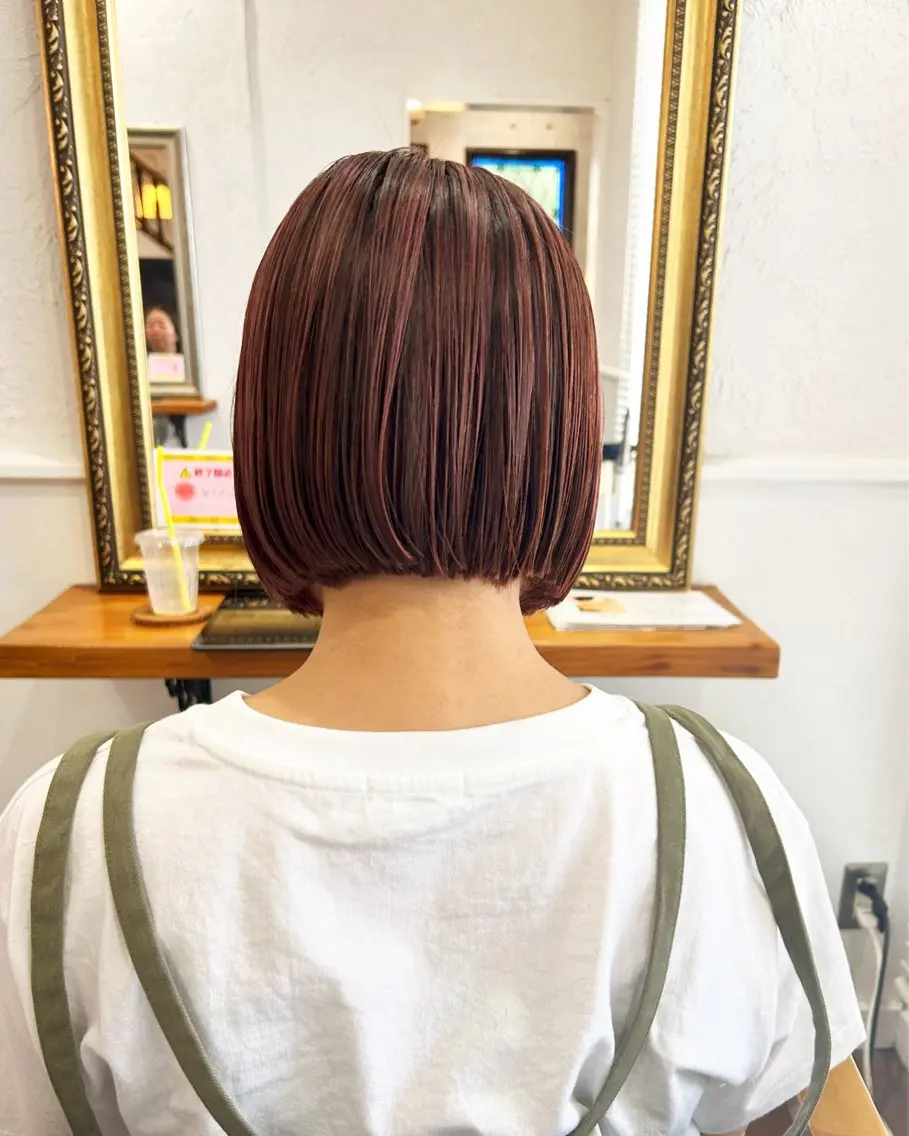 ショート カラー ピンクカラー カット ヘアカラー トリートメント 江原 彩華のヘアスタイル