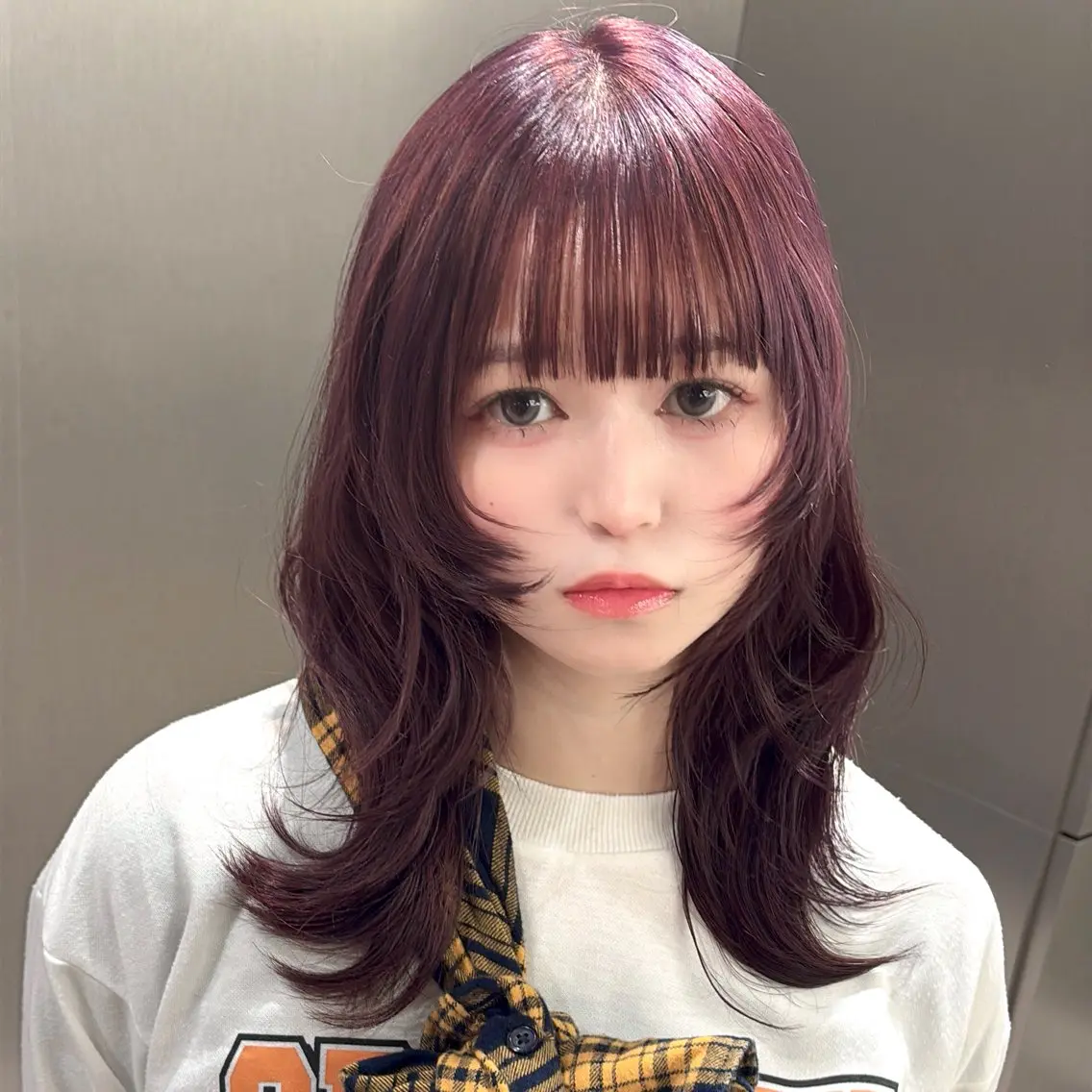 ミディアム ハイトーン/ブリーチ 🤍Suzuka🤍のヘアスタイル