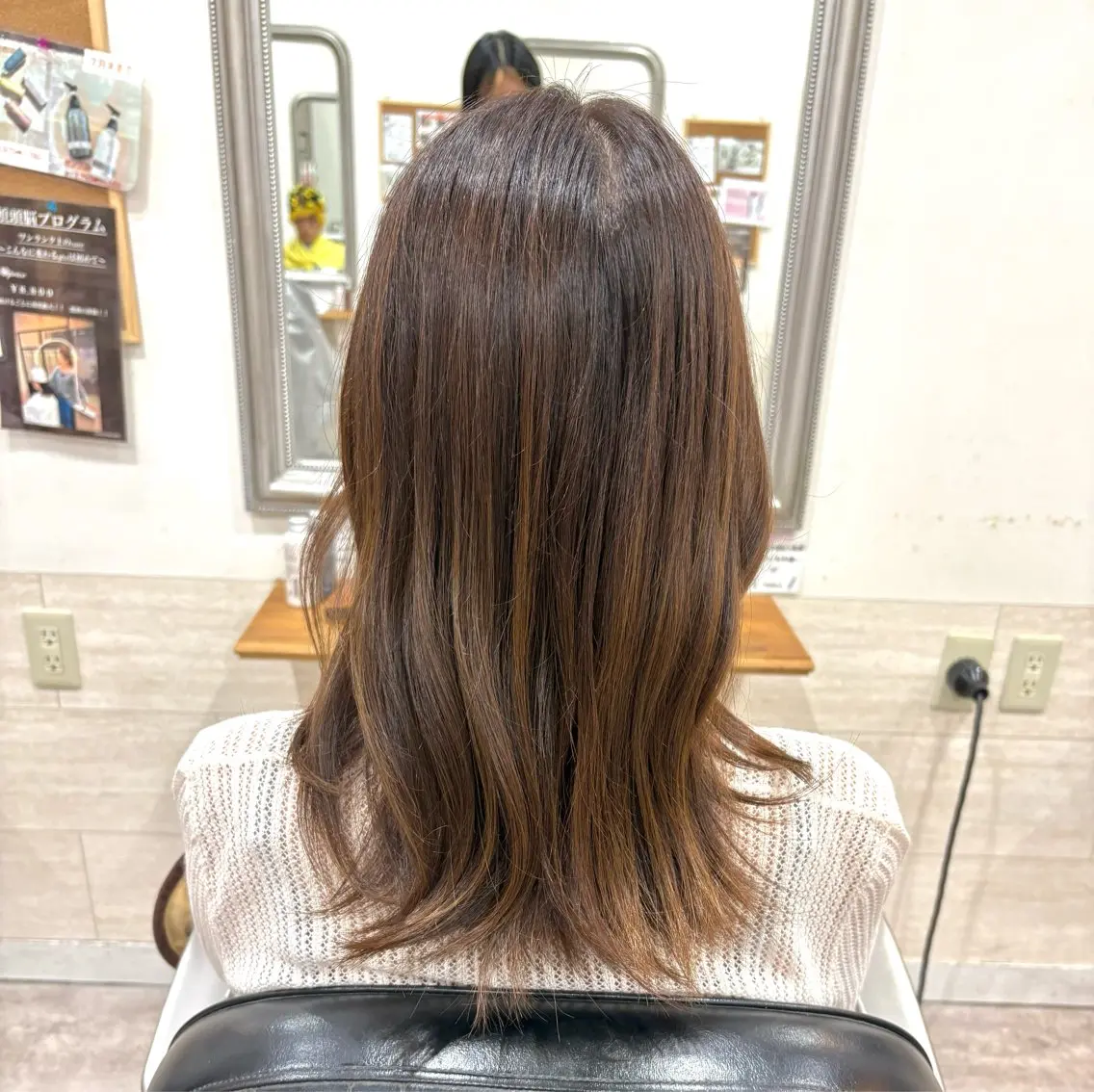 ロング カラー ヘアカラー 堀川 希歩のヘアスタイル