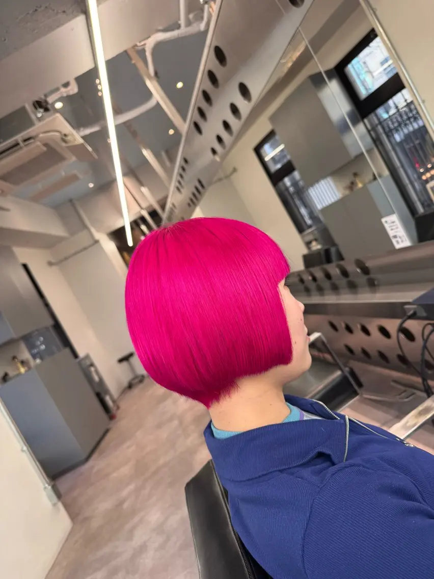 カラー ブリーチ ピンクカラー ヘアカラー 北村 岳久翔のヘアスタイル