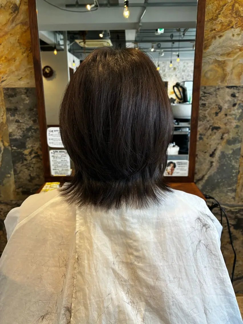 ミディアム カット 安田 純香のヘアスタイル