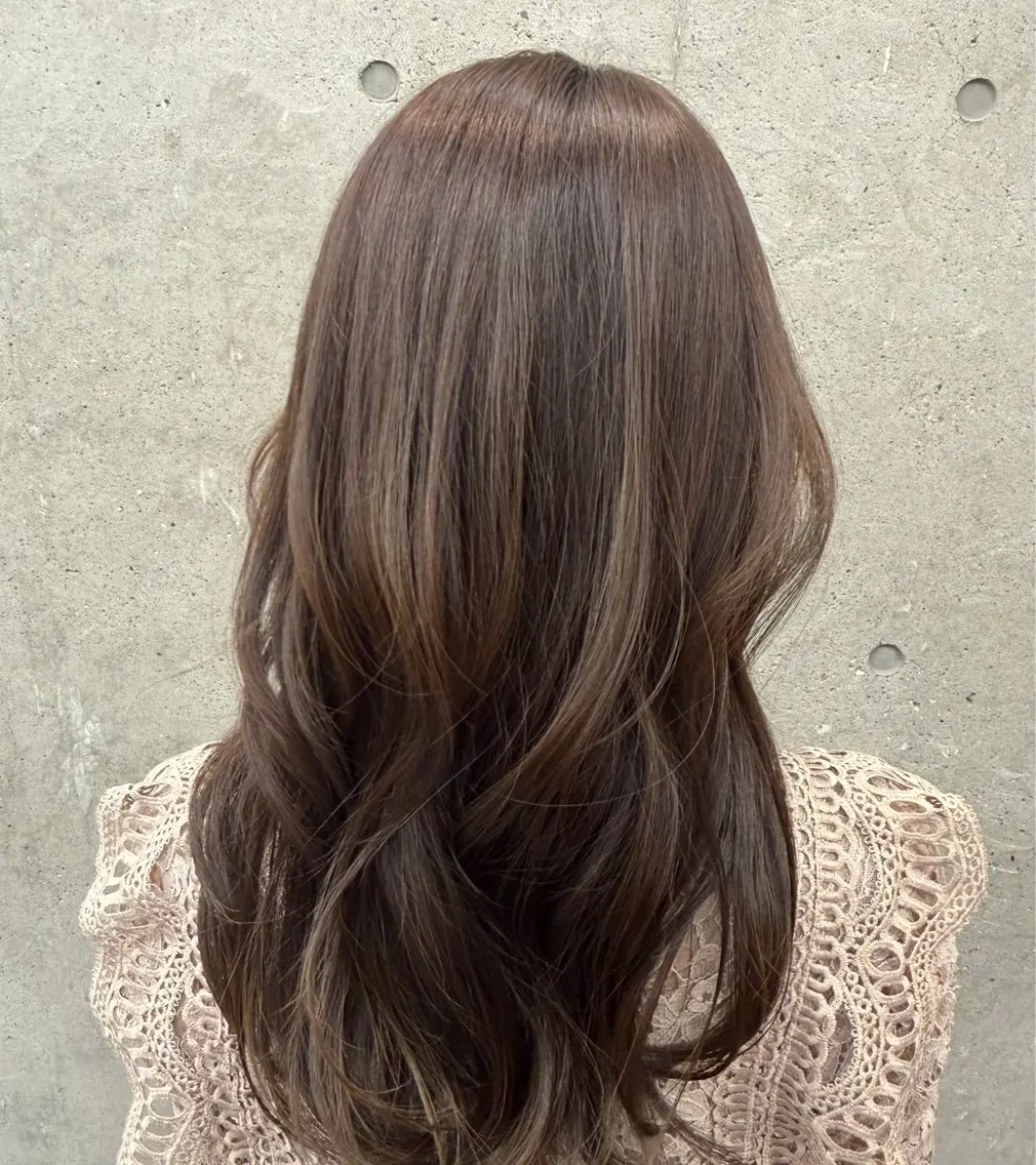 セミロング ヘアカラー 白木 優花のヘアスタイル