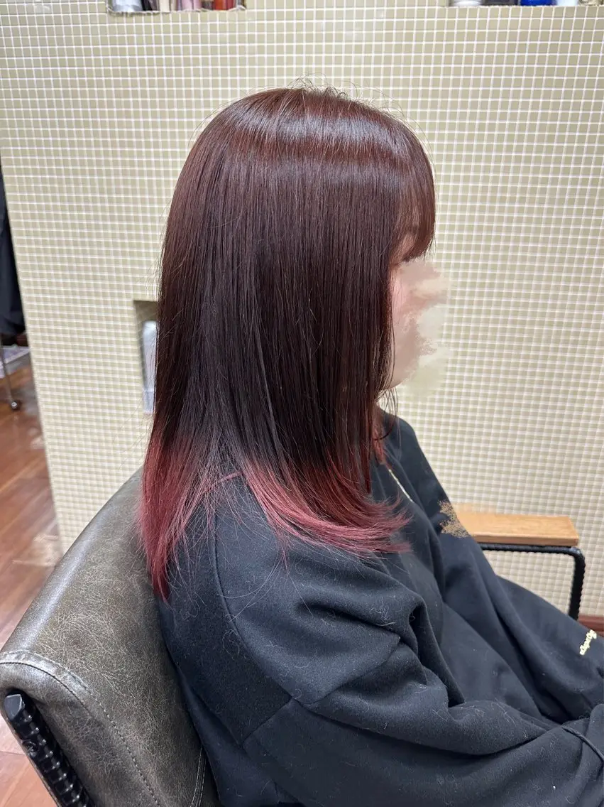 ミディアム カラー ブリーチ ブリーチなしカラー ピンクカラー 濱野 黎士のヘアスタイル
