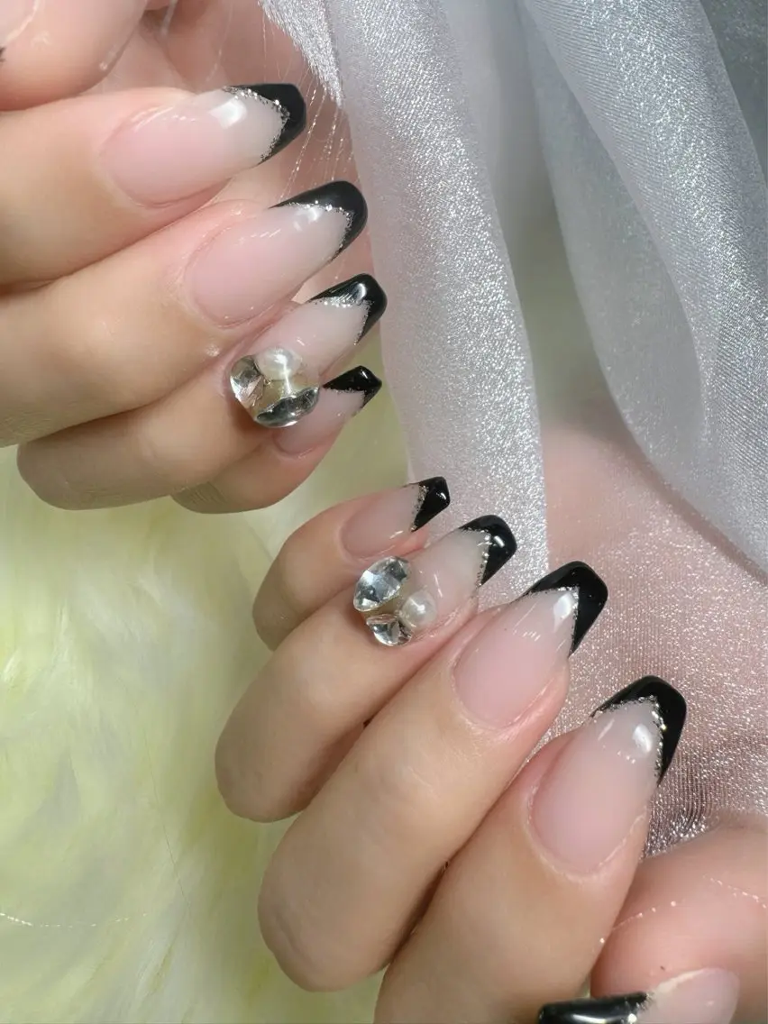ネイル フレンチネイル salon GIGINailの眉毛・アイブロウイメージ