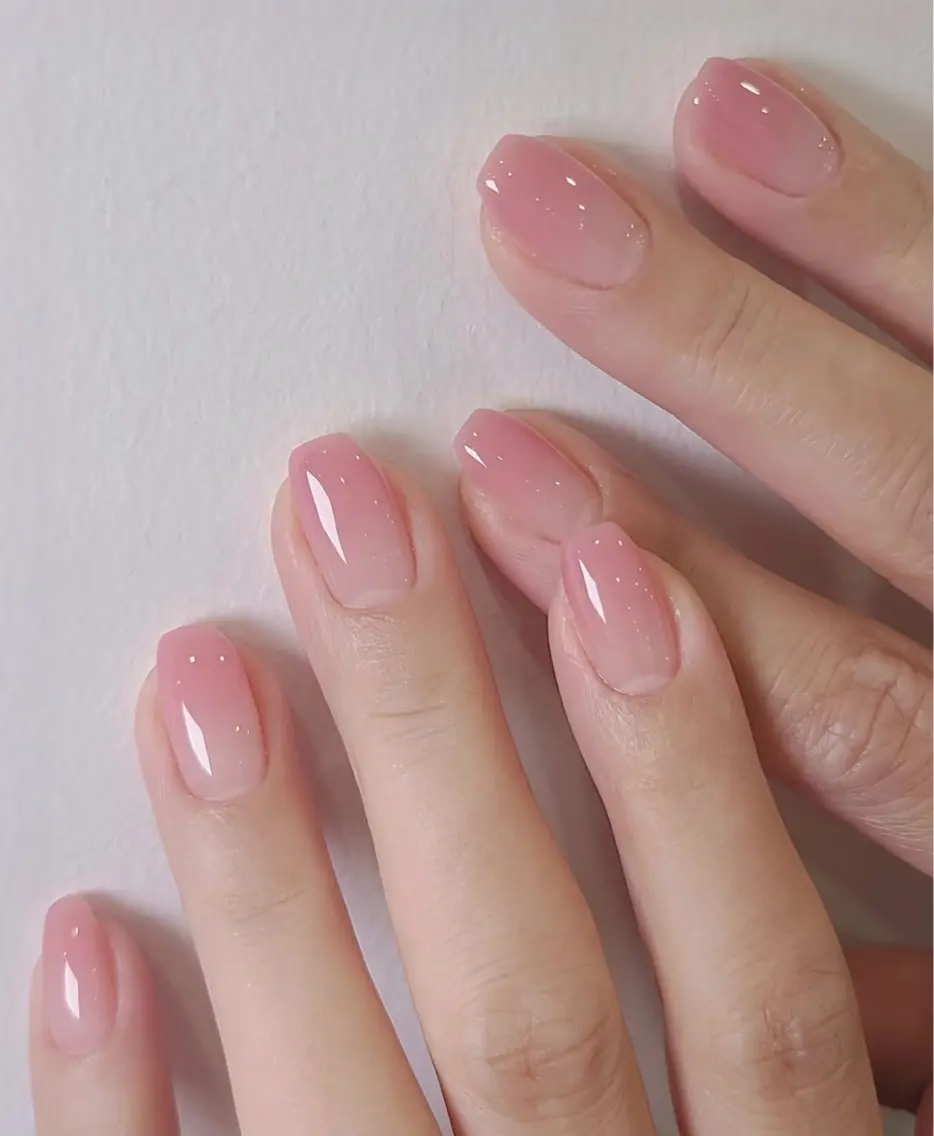 ネイル フットネイル フレンチネイル グラデーション 氷ネイル・うるうるネイル 韓国ネイル ハンドネイル Mixx Nail_ Studioのネイルデザイン