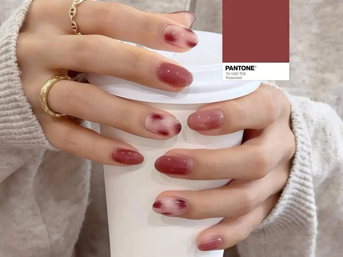 ネイル ボルドー ブラウン 長さ出し フットネイル フレンチネイル ハンドネイル ハンドケア NEW NAIL KaKa❤️🔥のネイルデザイン
