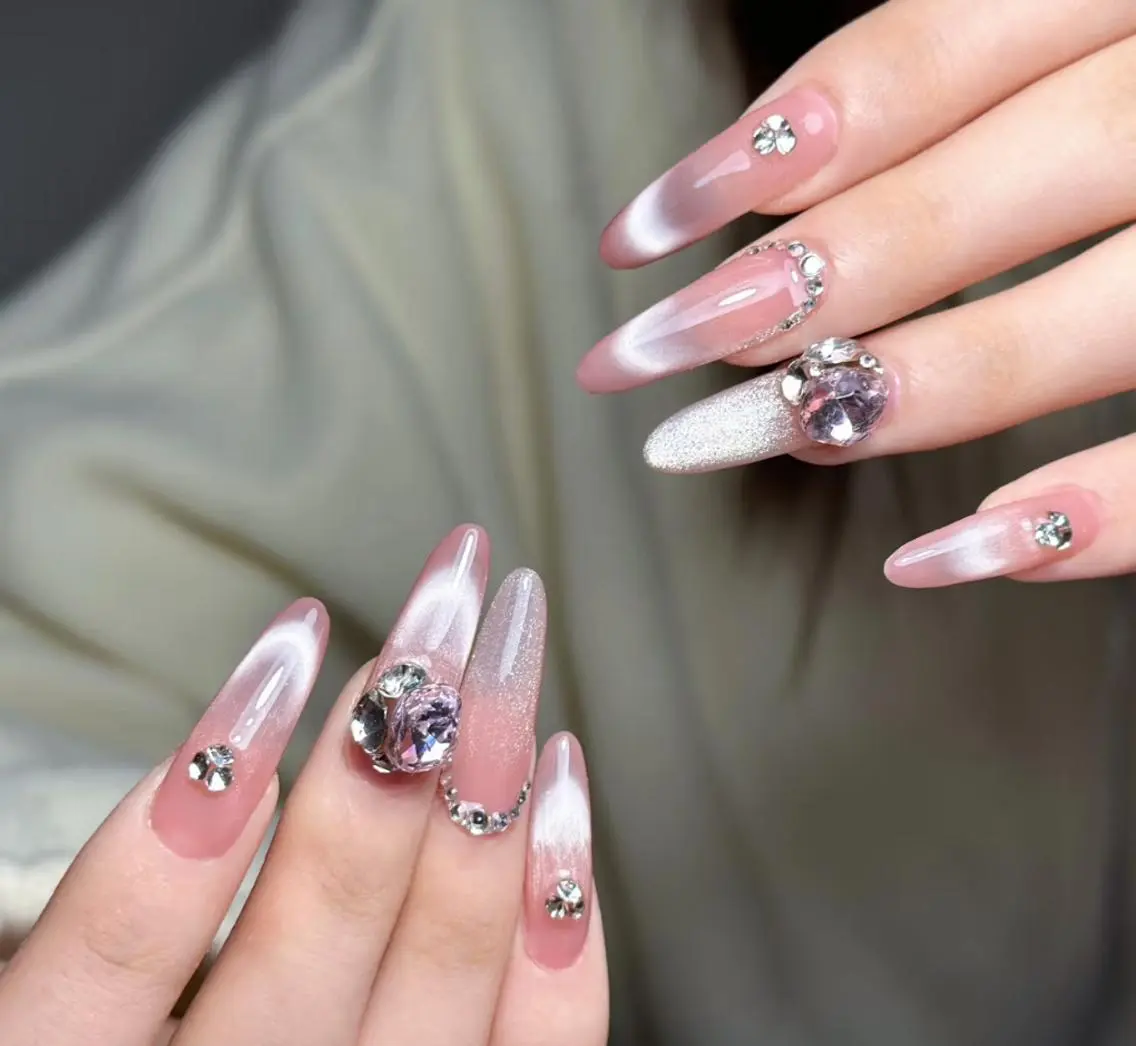 ネイル ハンドネイル ハンドケア 🍑 momo_nailのネイルデザイン