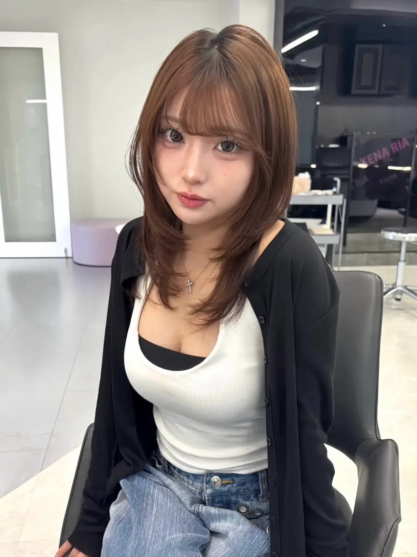 ロング カラー カット ヘアカラー Ryo/艶ベージュ /小顔レイヤーカットのヘアスタイル
