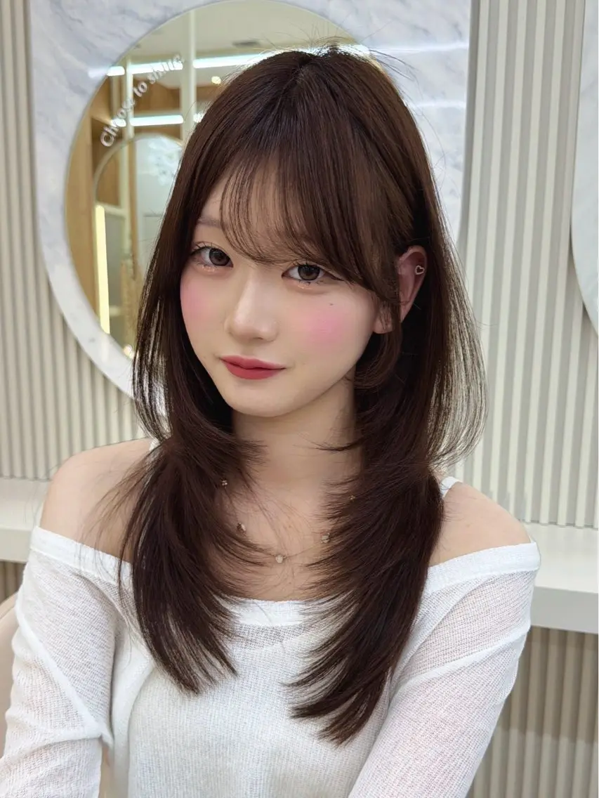 ミディアム カット ヘアカラー トリートメント 顔周り/レイヤー /韓国ヘア/TAKUのヘアスタイル
