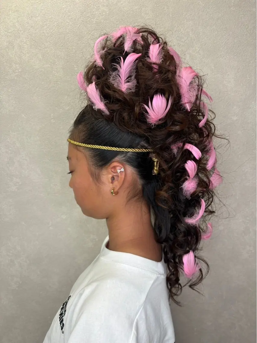 ロング ヘアアレンジ 横路 めぐみのヘアスタイル