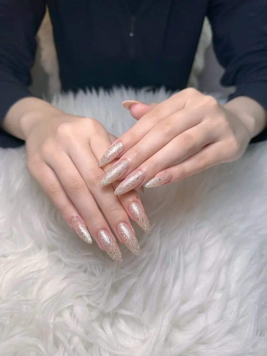 ネイル フラッシュネイル ハンドネイル Kingnail Emiのネイルデザイン